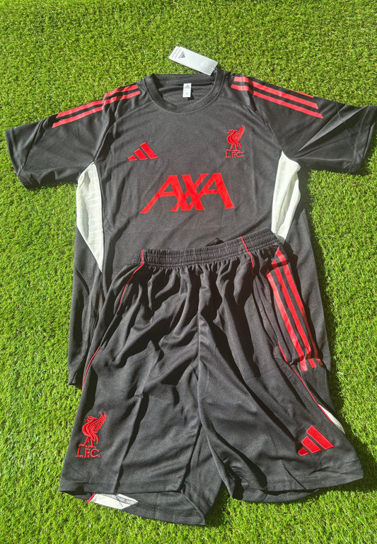 Chandal Corto Liverpool 25-26
